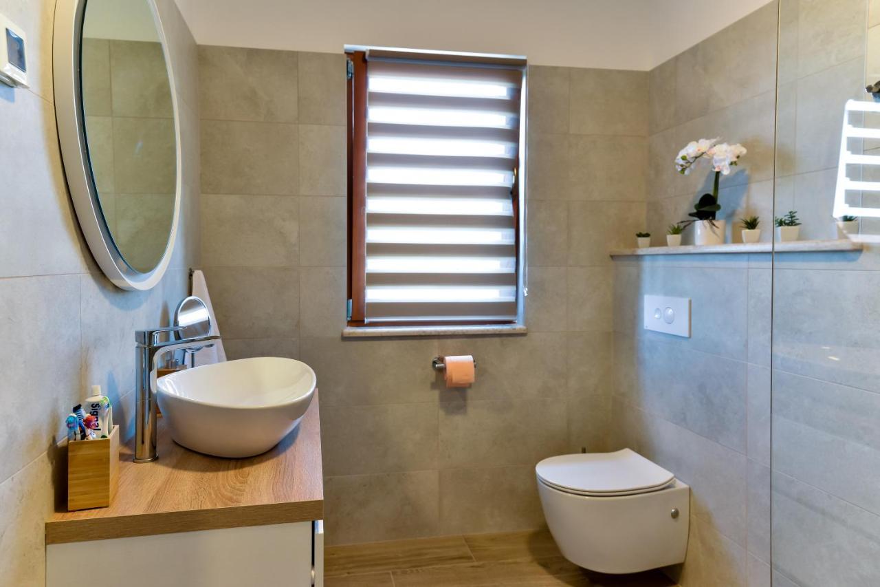 Villa Luciana Spa House, Buje Eksteriør billede